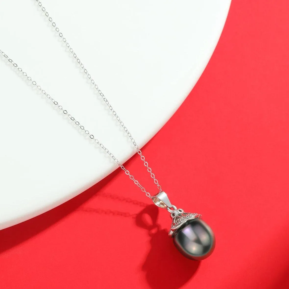 11-12mm Tahitian Pearl & Rowena Pendant Necklace