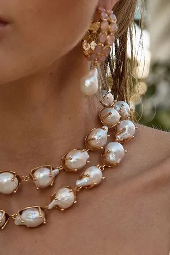 Angelica Necklace Pearl