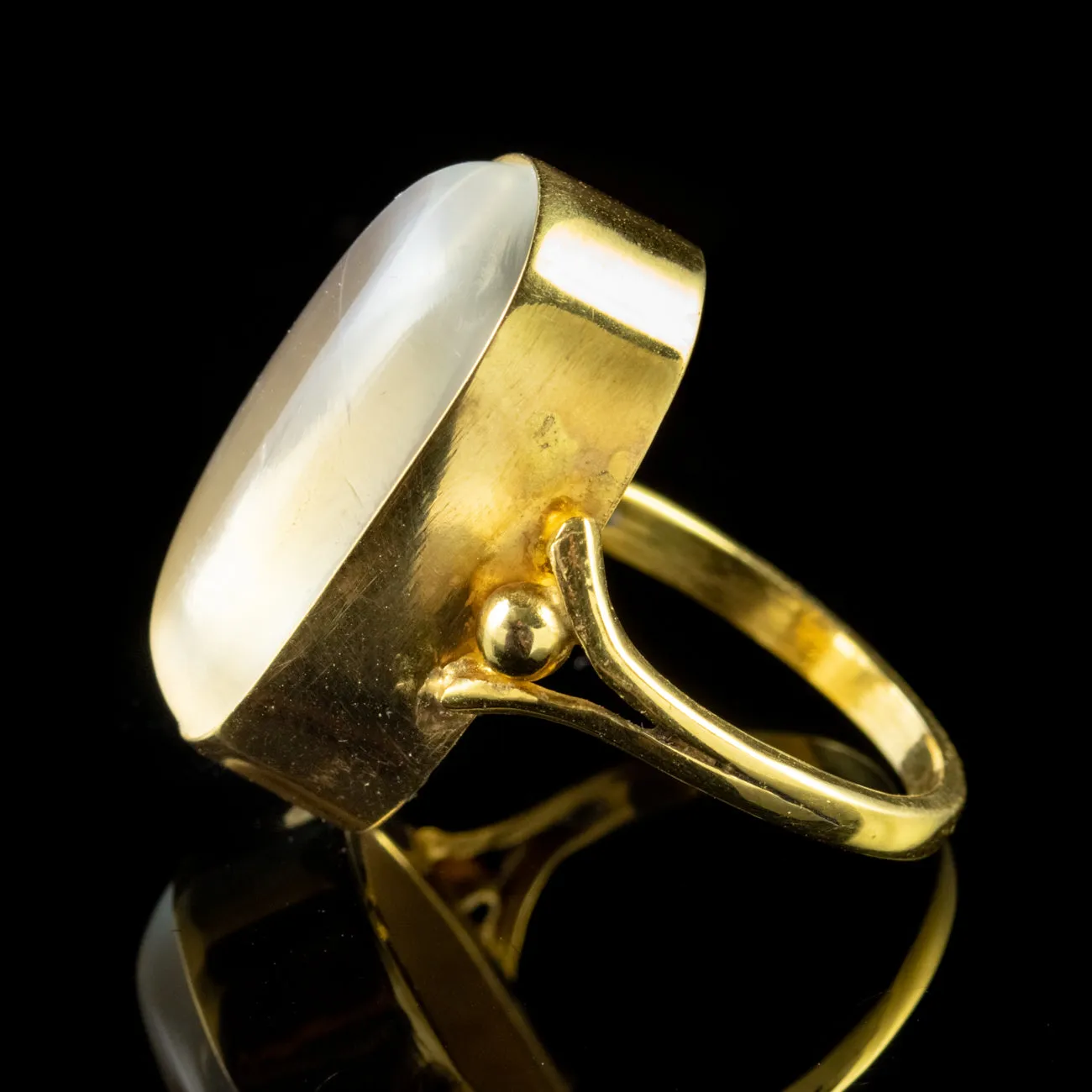 Antique Victorian Moonstone Ring 18Ct Gold Circa 1880