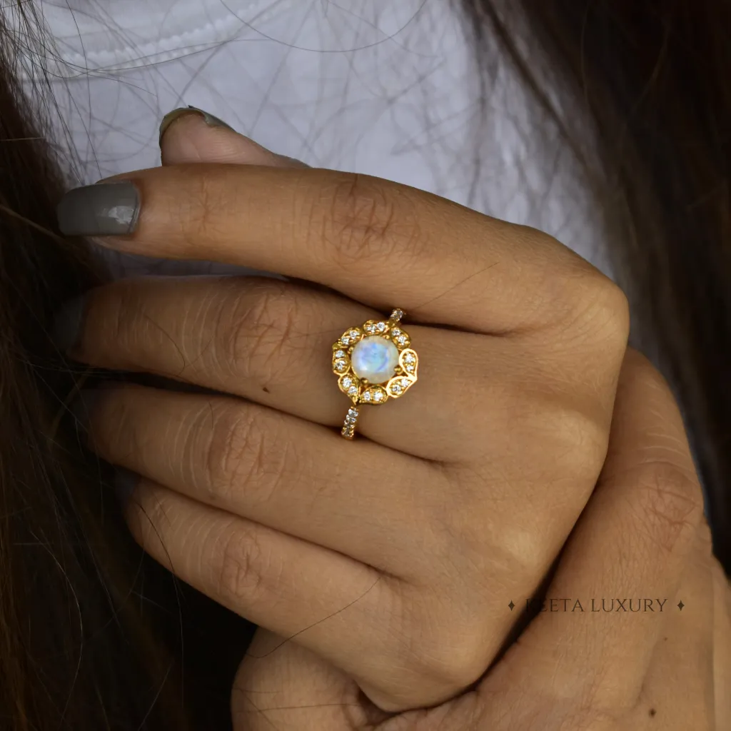 Charm - Moonstone Ring