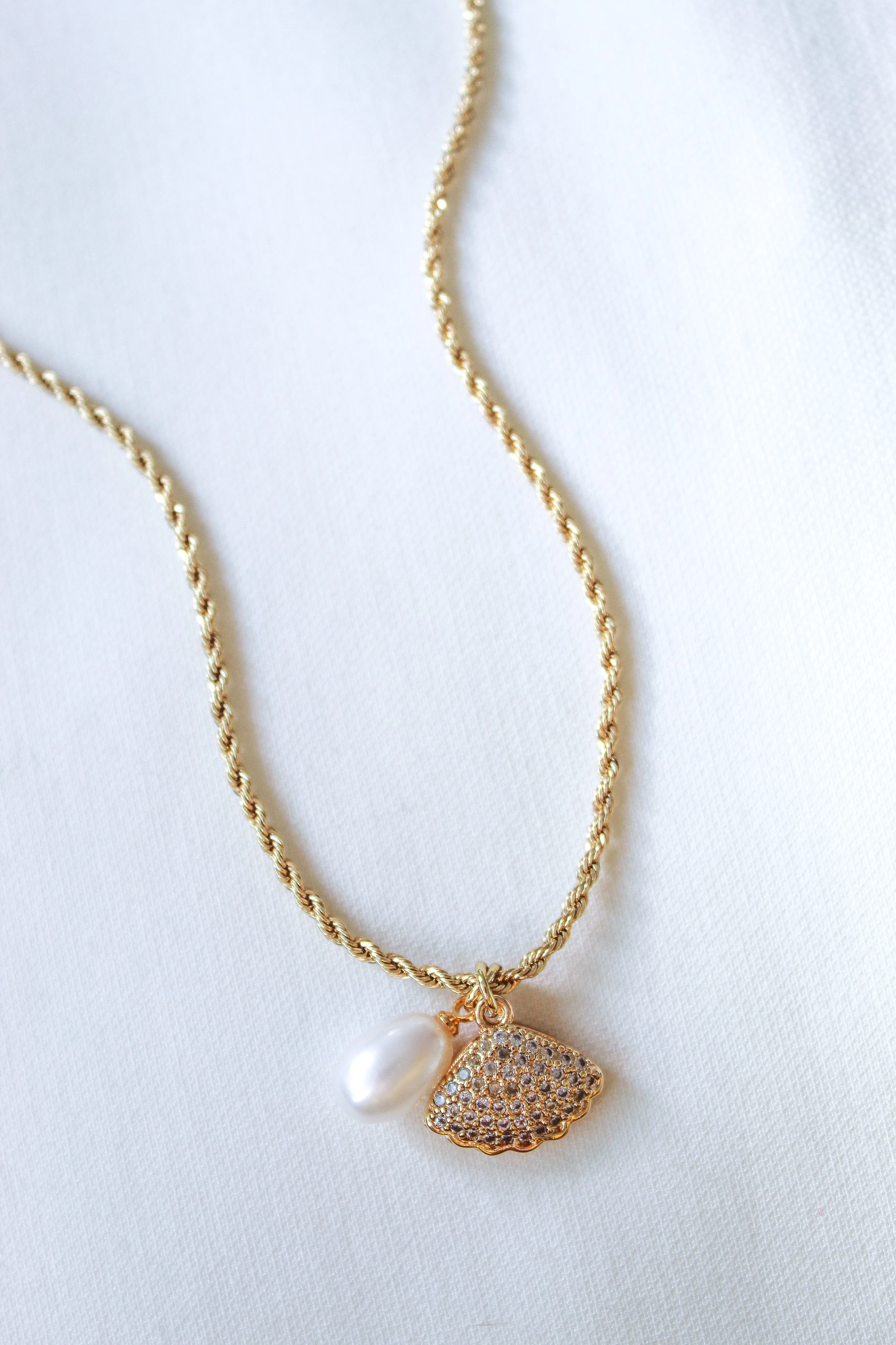 Cove Pearl Necklace