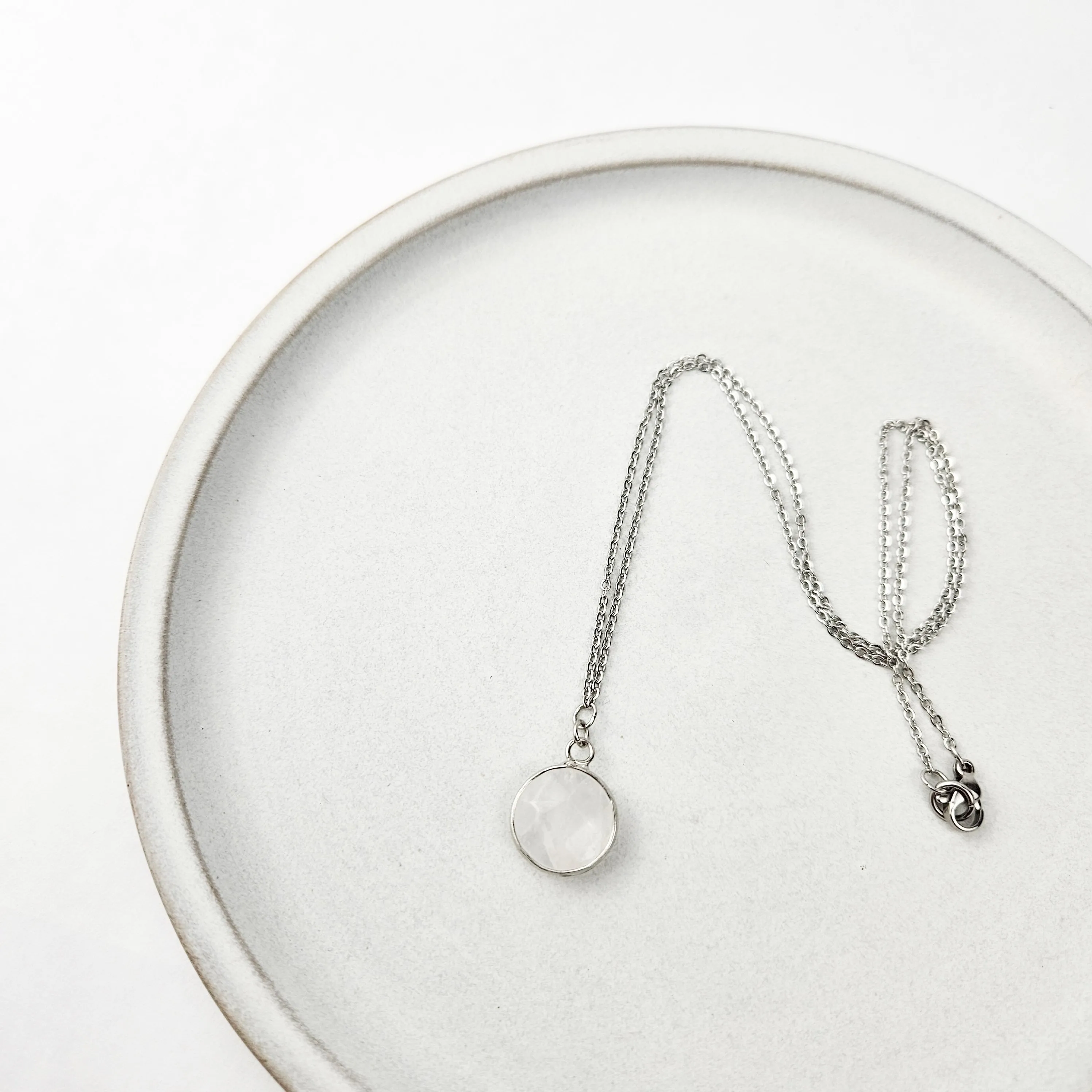 Dainty Silver Quartz Crystal Necklace