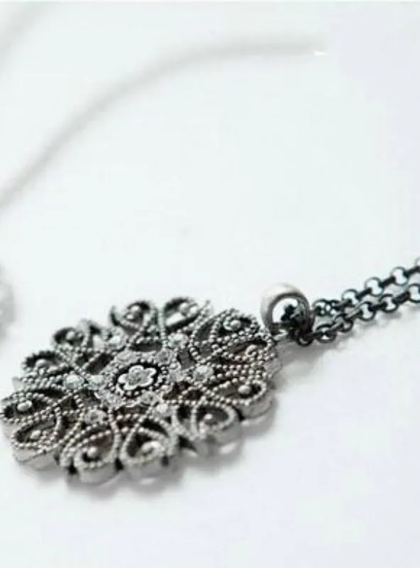 Fashion major circular hollow flower long necklace sweater chain