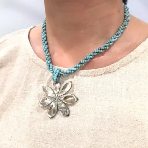 Hawaiian Style Beaded Shell Necklace –  Pikake Flower Motif