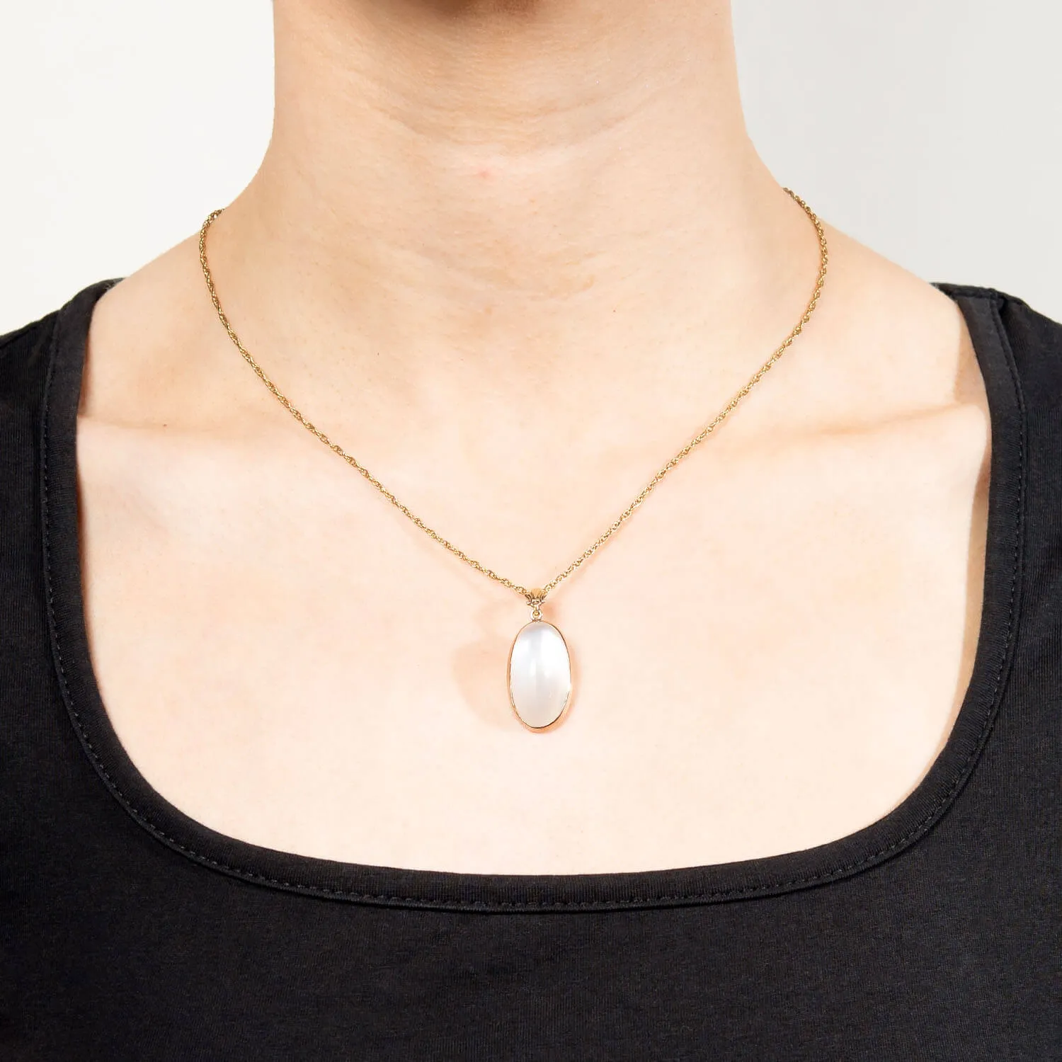 Late Victorian 12k Moonstone Pendant