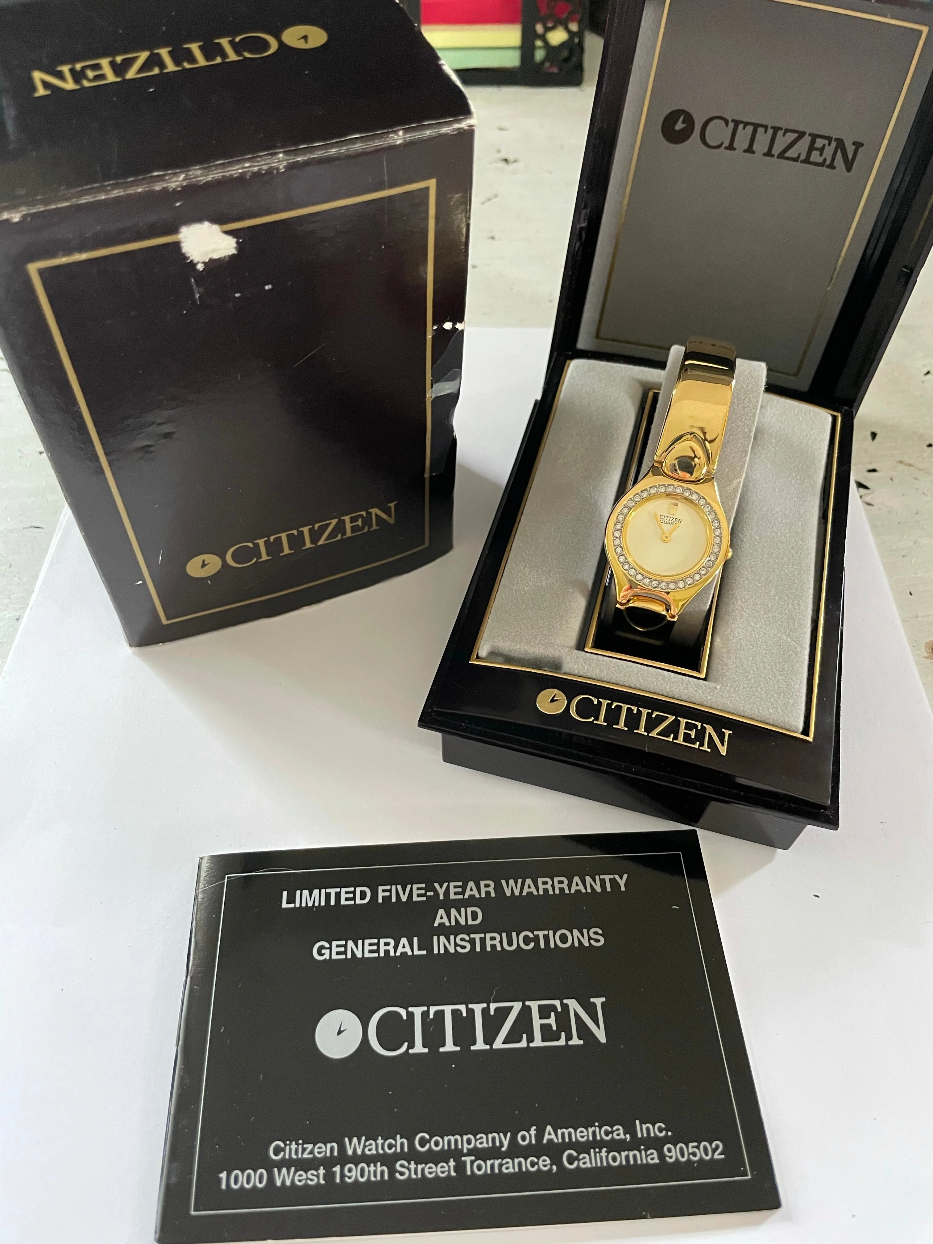 <€€ NEW Ladies CITIZEN Quartz Gold-Tone Watch with Swarovski Crystals on Bezel Gold Plated Bracelet