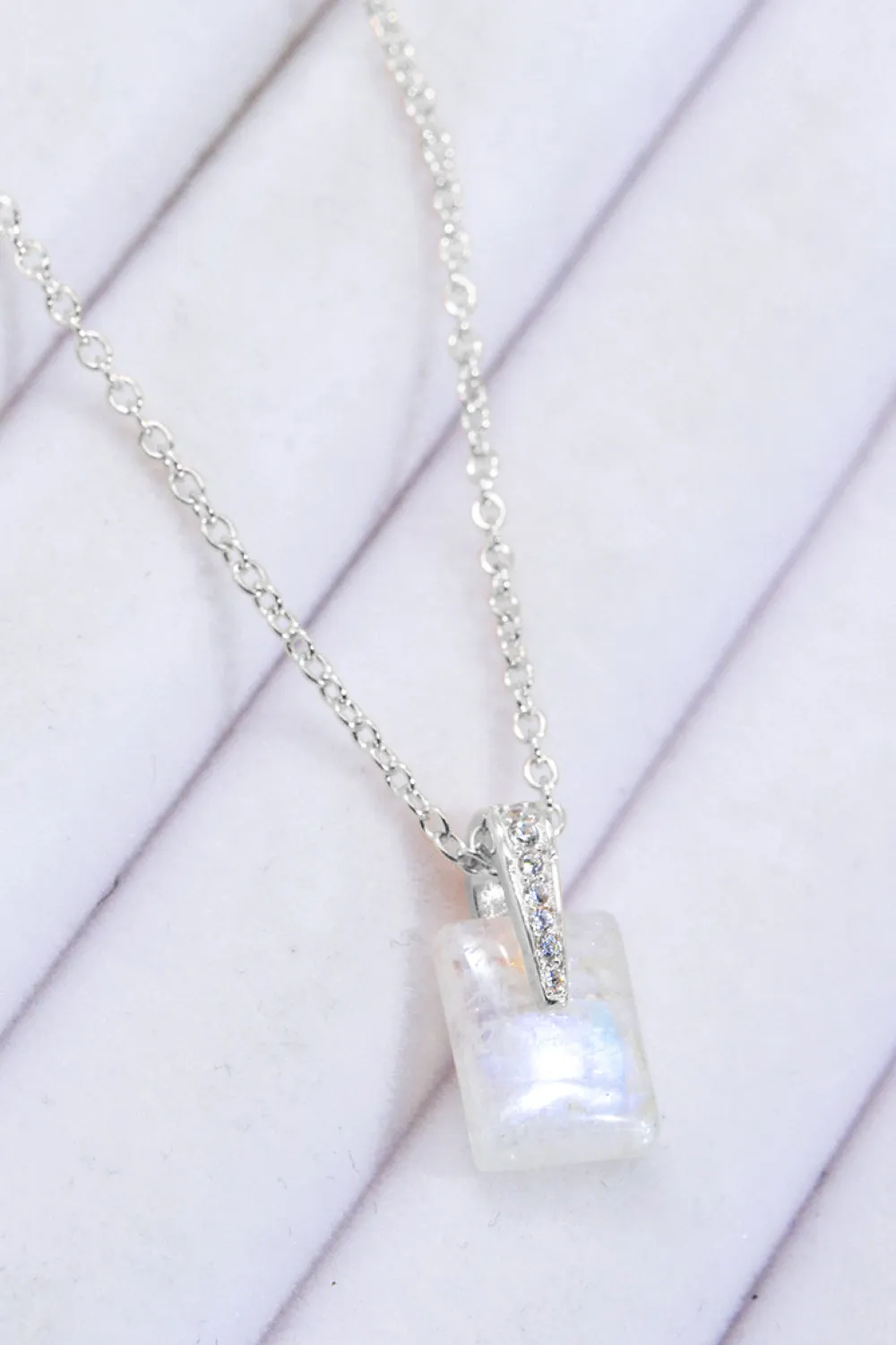 Natural Moonstone Pendant Necklace (925 Sterling Silver)