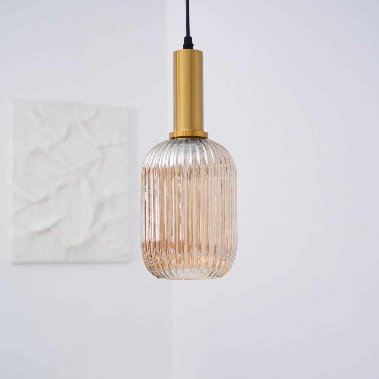 Nina Ribbed Pendant Lamp