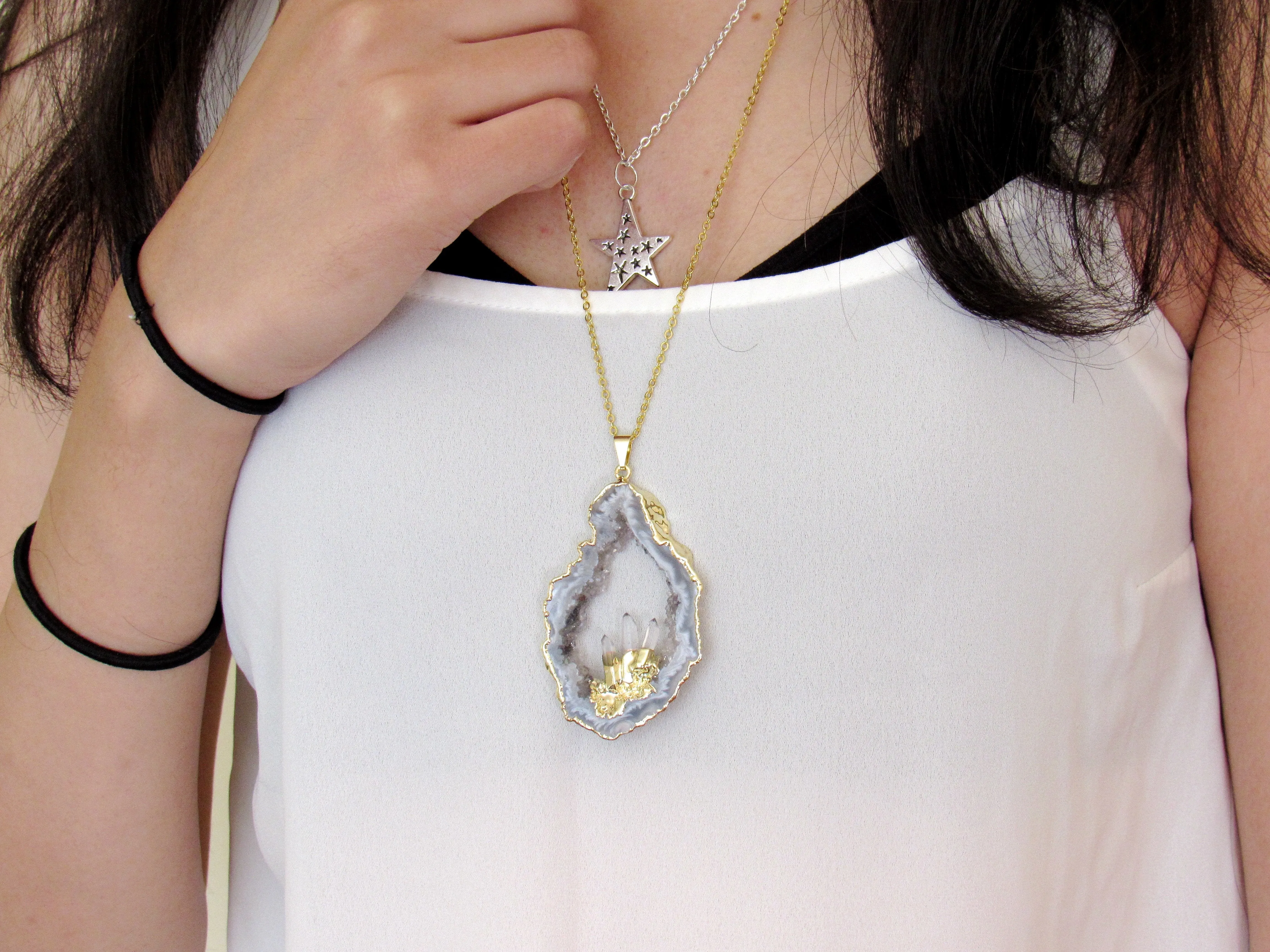 Quartz Geode Necklaces (Gold)