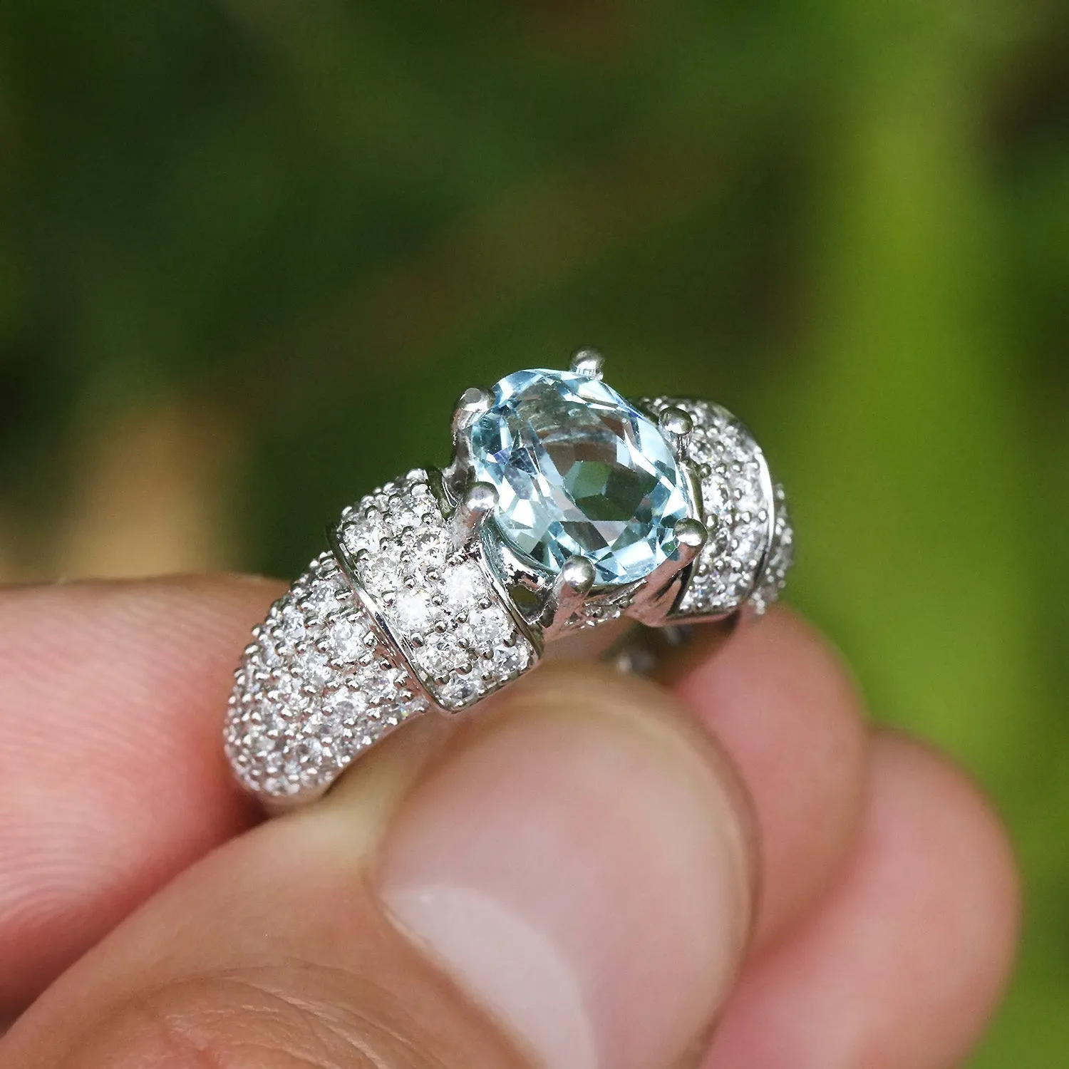 Vintage Oval Aquamarine Ring with Diamonds 18K White Gold 2.63ctw