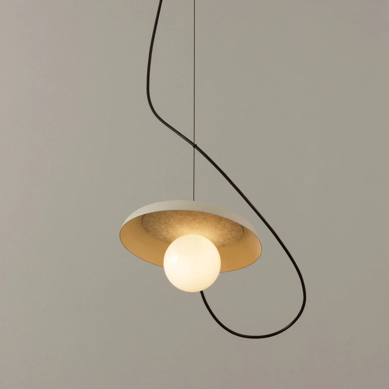 Wire Pendant Lamp